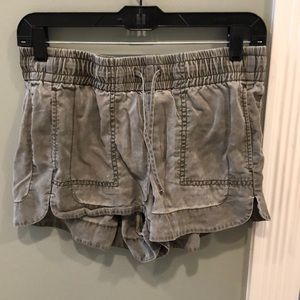 Utility shorts